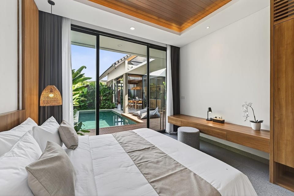 Bed, Photo of the whole room, Bedroom, Pool view