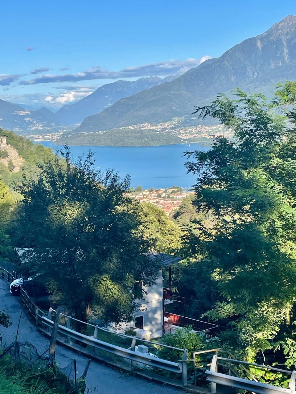 7 Min to Lake Como - Peaceful Mountain Retreat Chalet in Province of Lecco