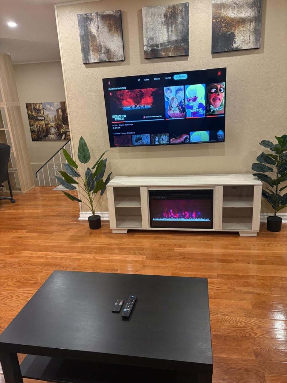 Communal lounge/ TV room, TV and multimedia, Evening entertainment