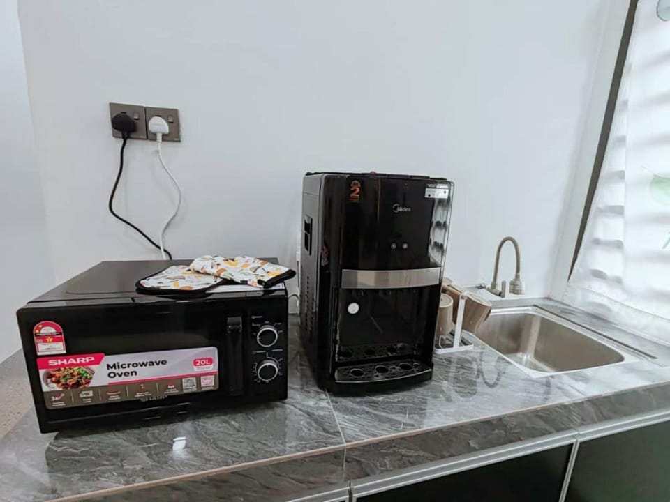 Property building, Dinner, microwave