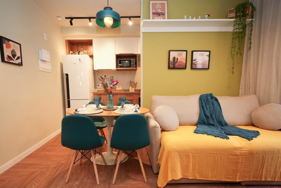 Kitchen or kitchenette, Living room, Dining area