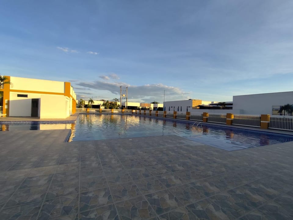 Swimming pool