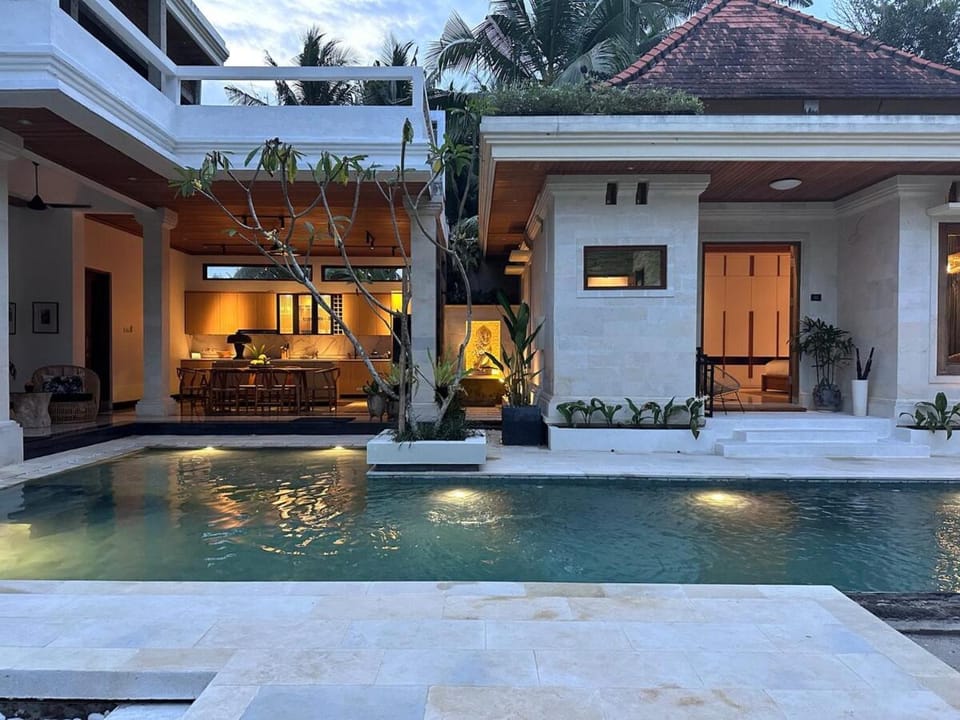 Pool view, Swimming pool