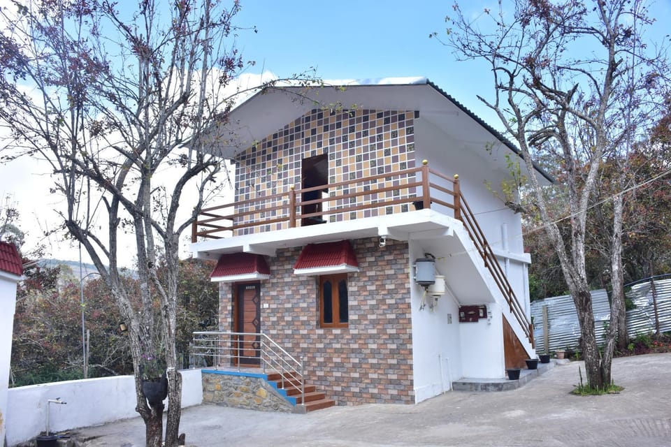 Property building, Balcony/Terrace