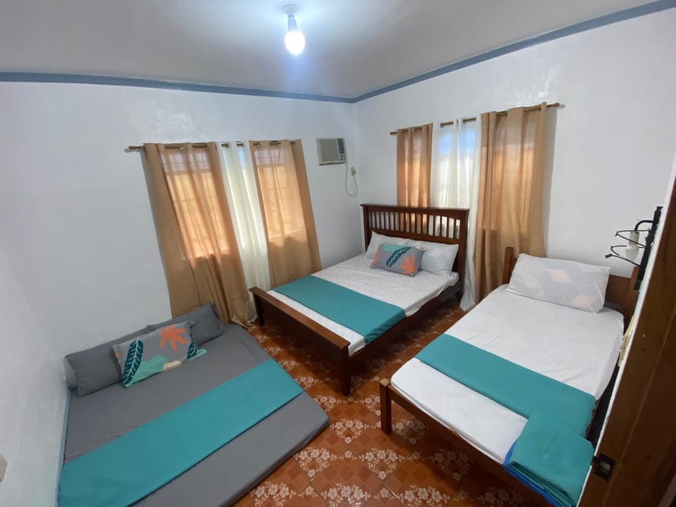 Affordable guest house near alona beach House in Panglao