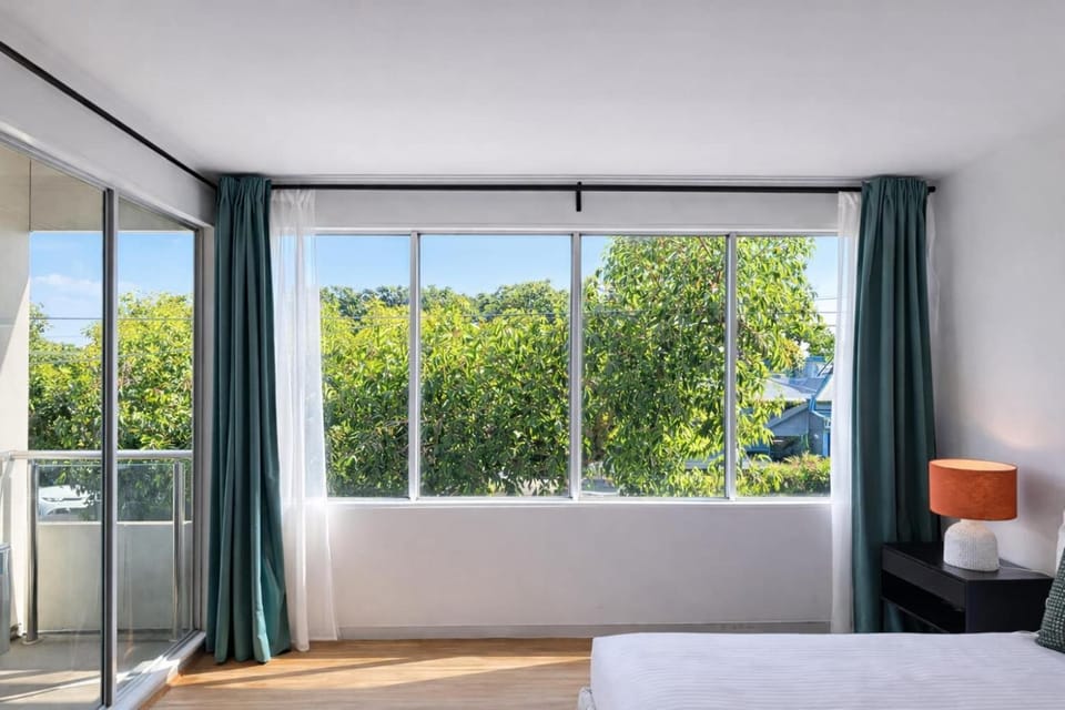 Bed, View (from property/room), Balcony/Terrace, Bedroom