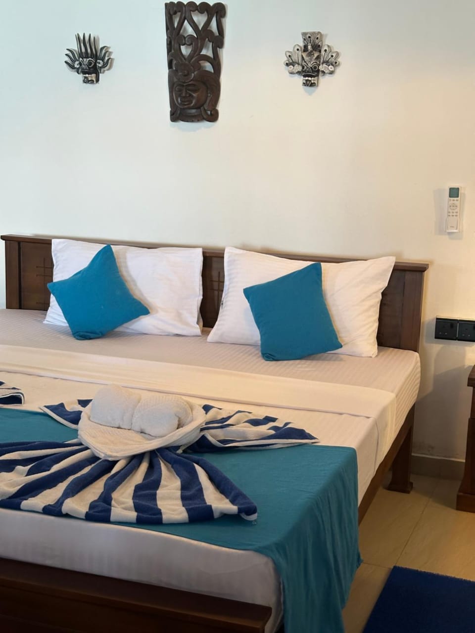 Check Point Hotel in Southern Province