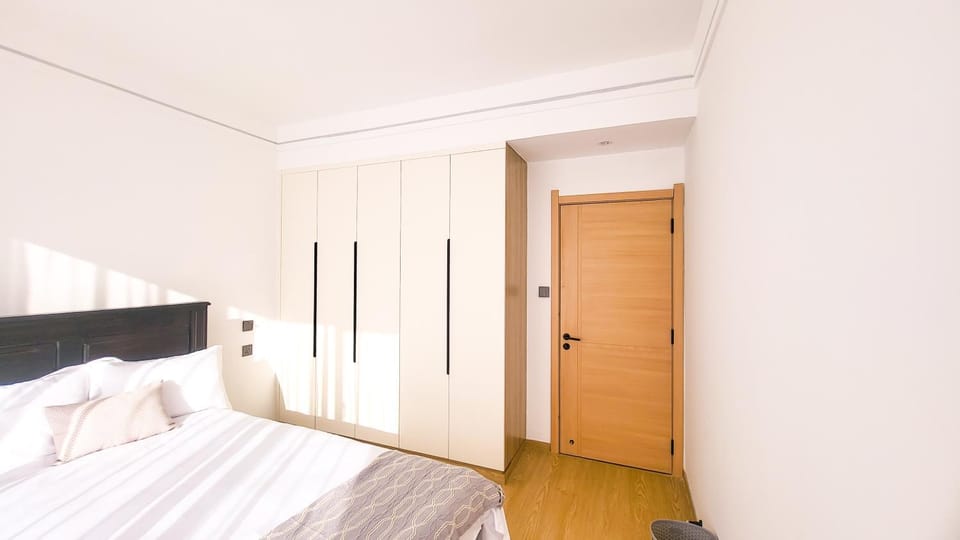 Bed, Photo of the whole room, Bedroom, wardrobe