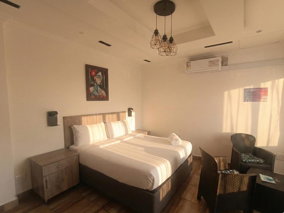 Photo of the whole room