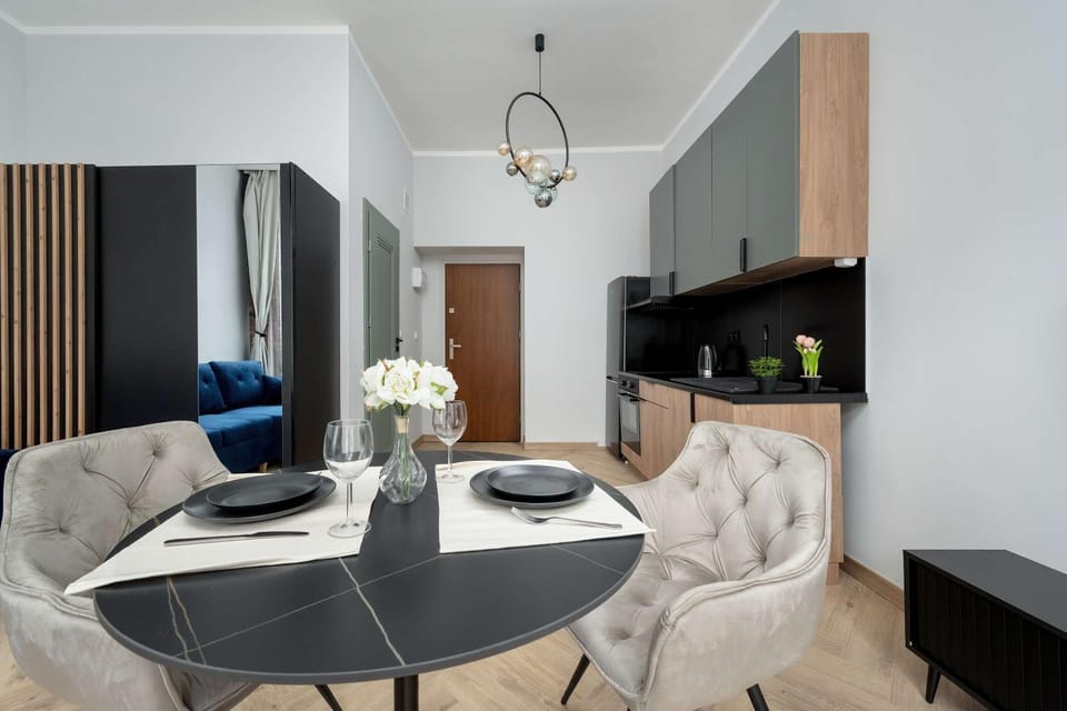 Kitchen or kitchenette, Living room, Seating area