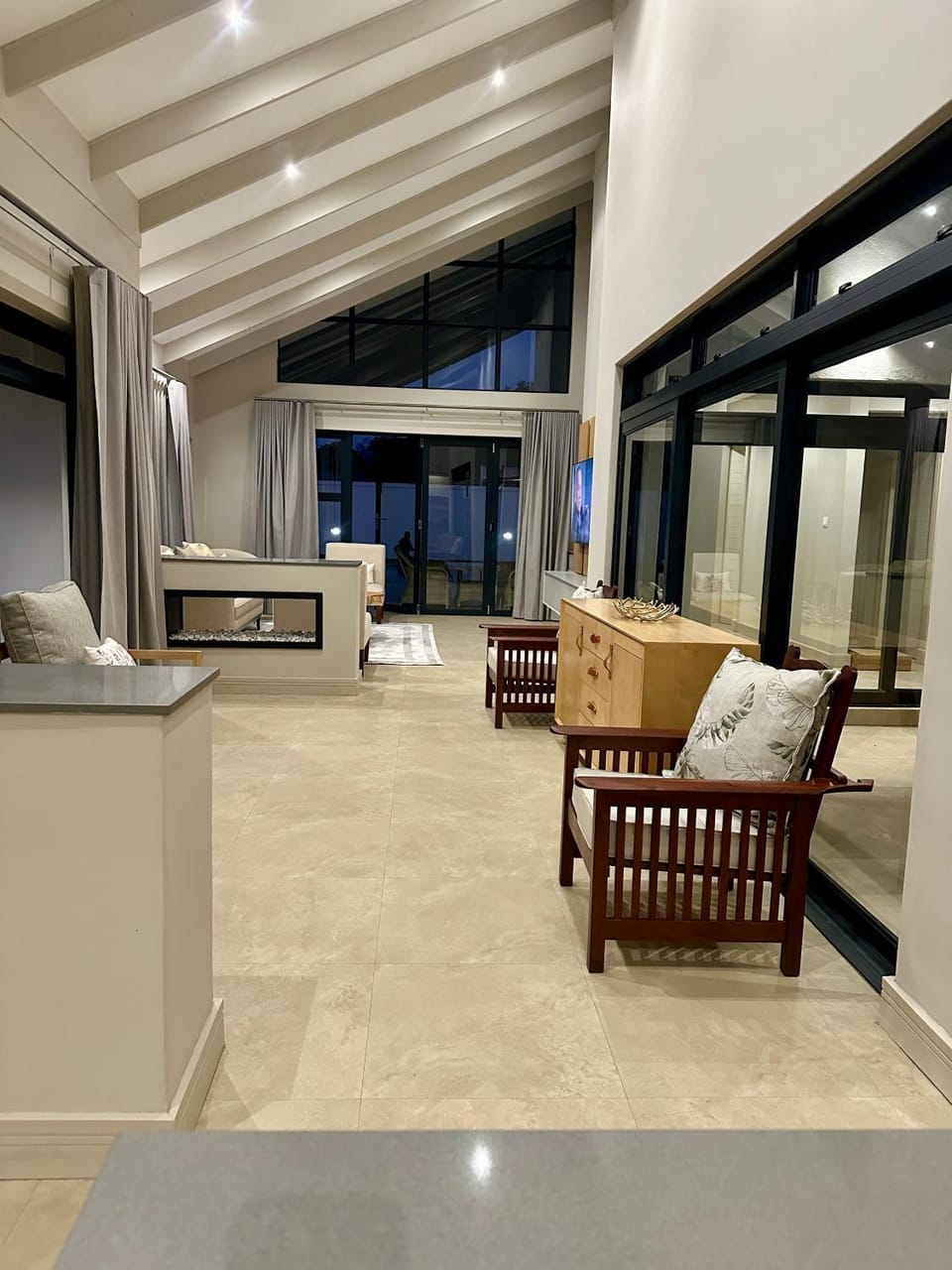 3-Bed Edinburgh Villa, Vainona Apartment in Harare