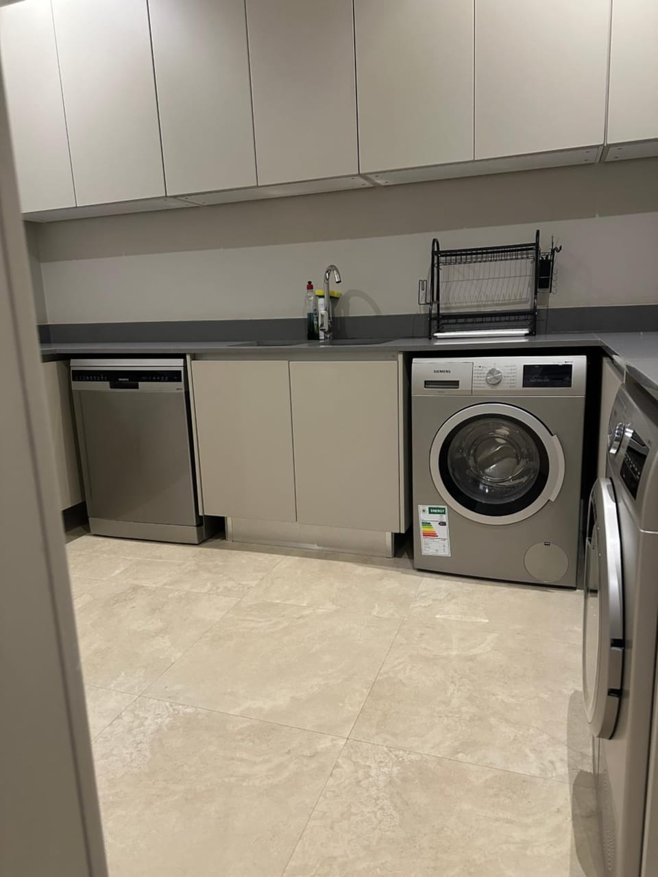 3-Bed Edinburgh Villa, Vainona Apartment in Harare