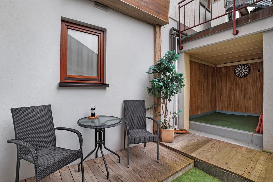 Property building, Living room