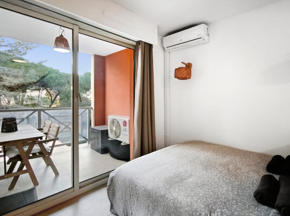 T2 St Raphael Idéal pour vos vacances Apartment in Saint-Raphael
