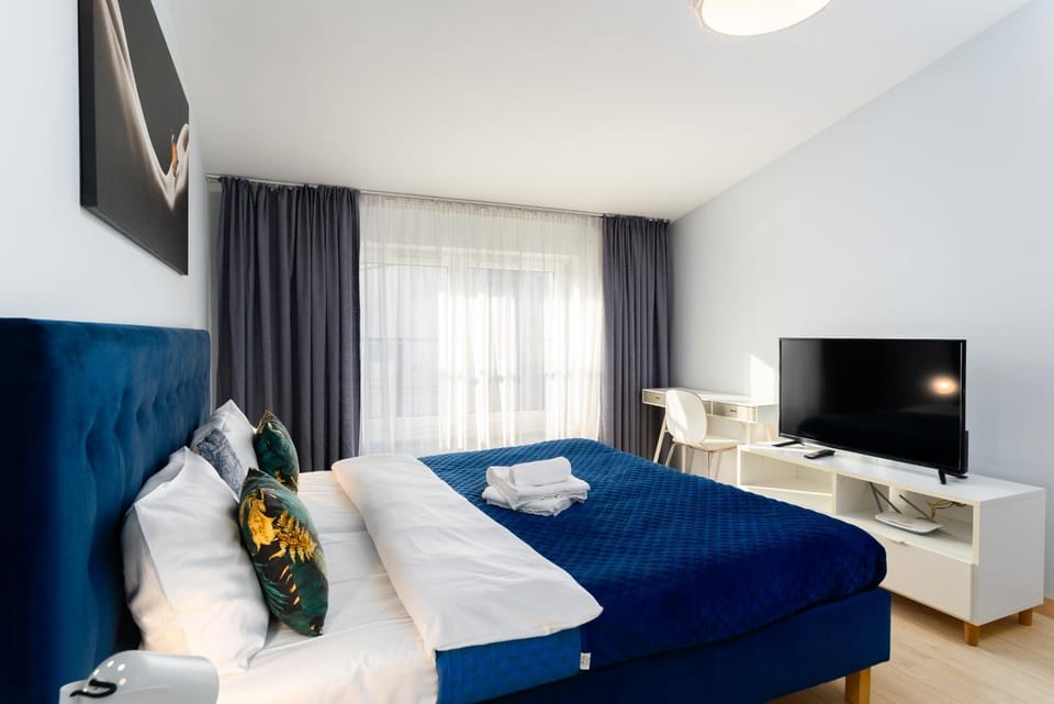 Living room, Photo of the whole room, Bedroom