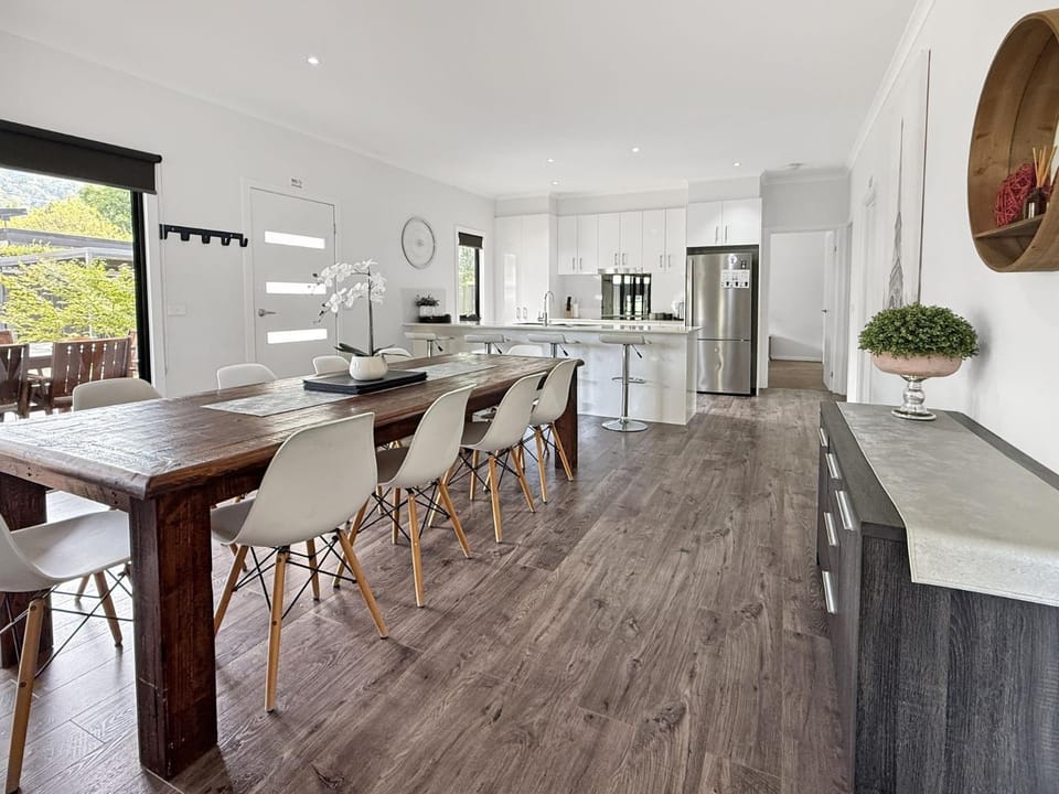 Snowgum Bright 2 House in Porepunkah
