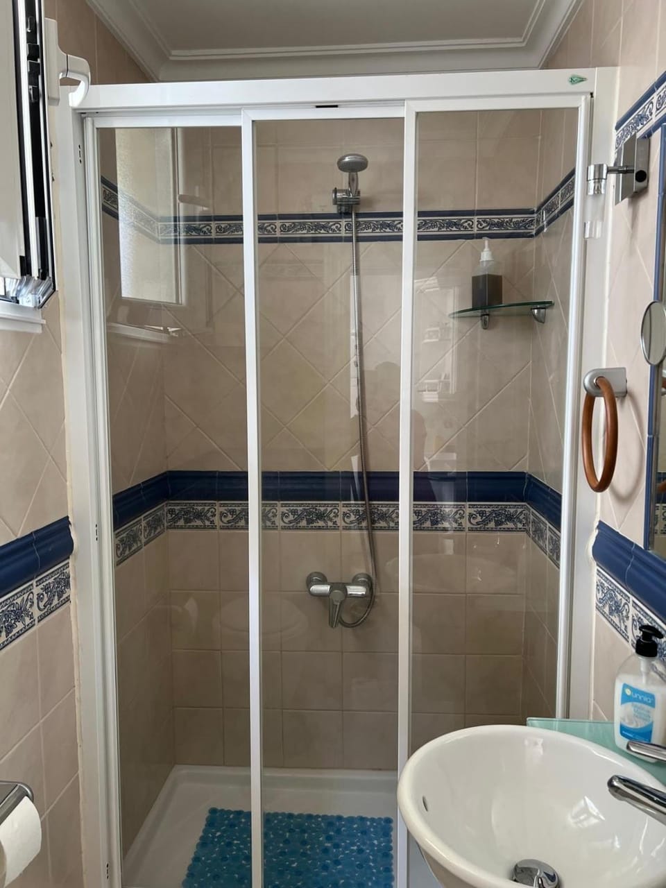 La Casina de Lys House in Cudillero