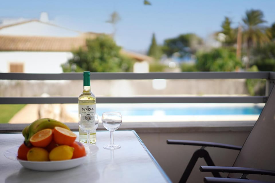 Balcony/Terrace, Pool view