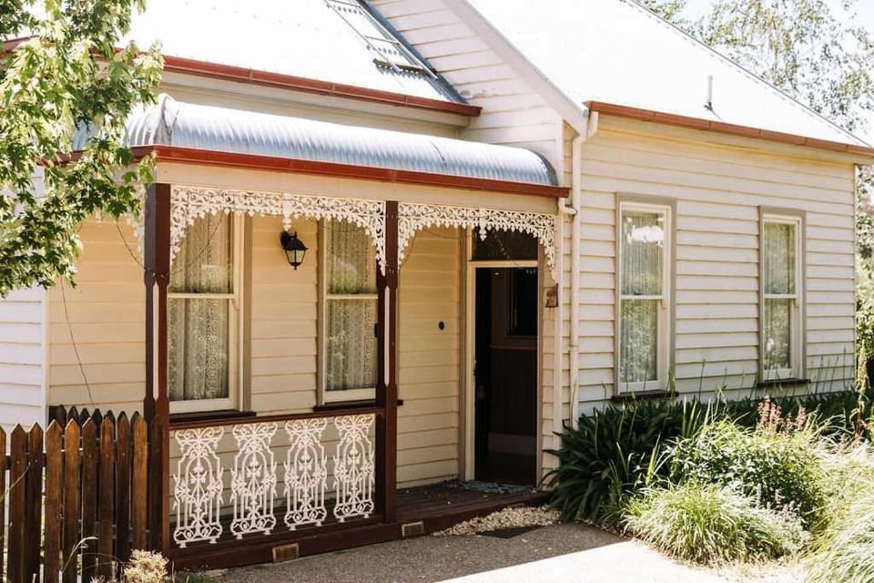 Gannells The Grand Entertainer Apartment in Beechworth