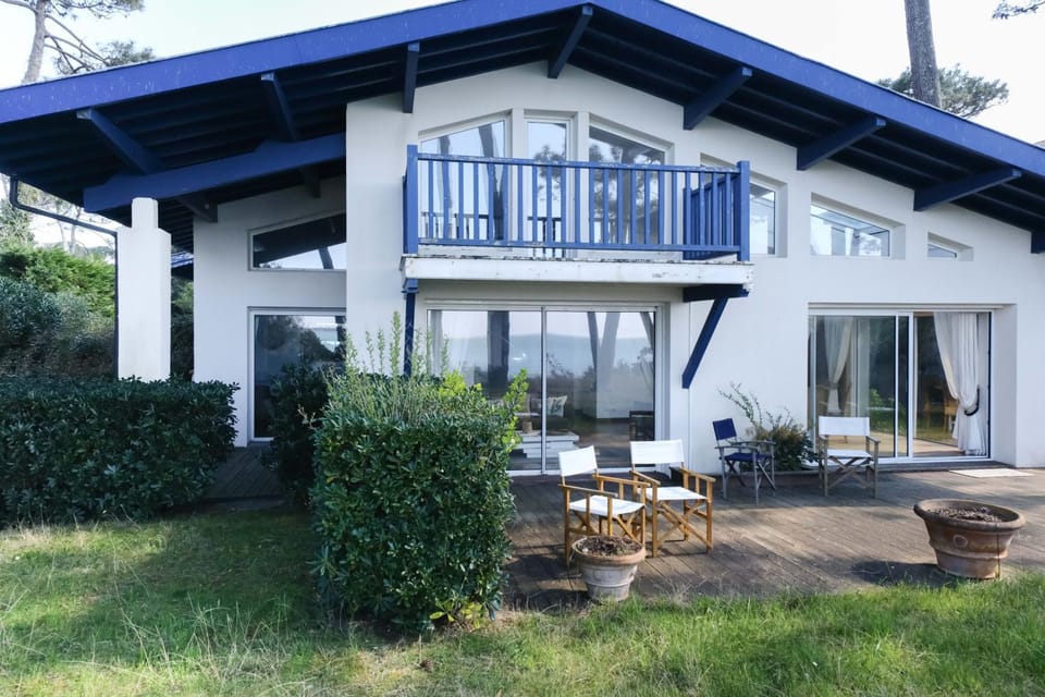 Property building, Patio