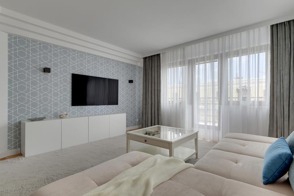 Bed, TV and multimedia, Photo of the whole room, Seating area