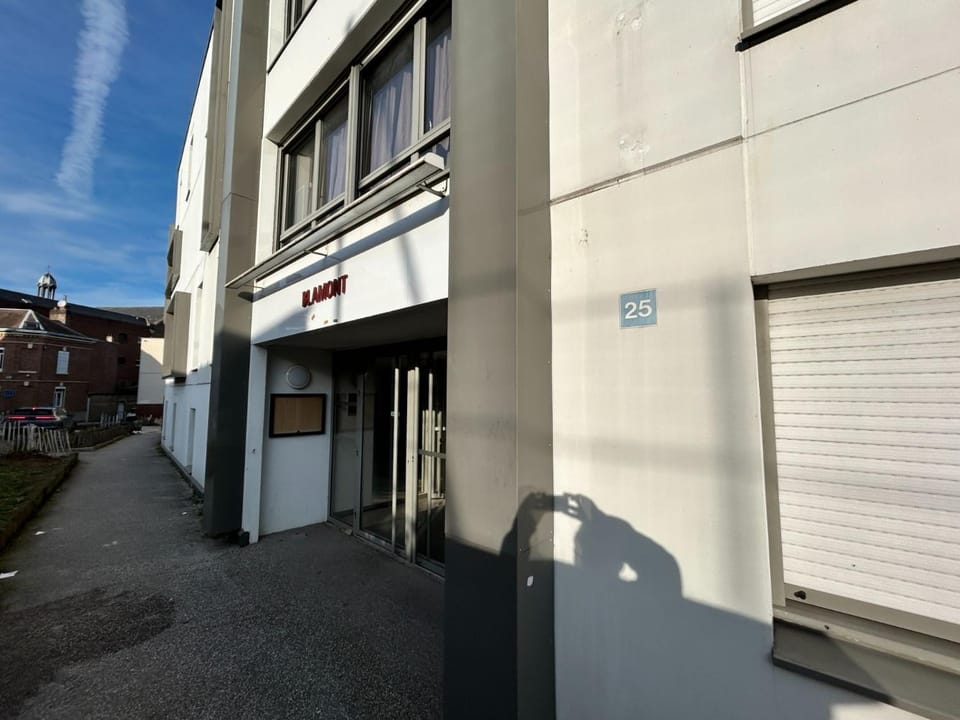 Property building, Street view