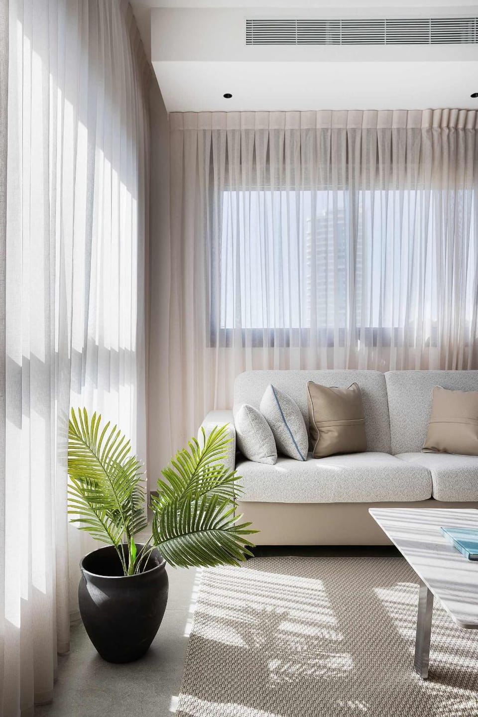 2BR Balcony High Floor - Dizengoff Square View - MAMAD D80 Apartment in Tel Aviv-Yafo