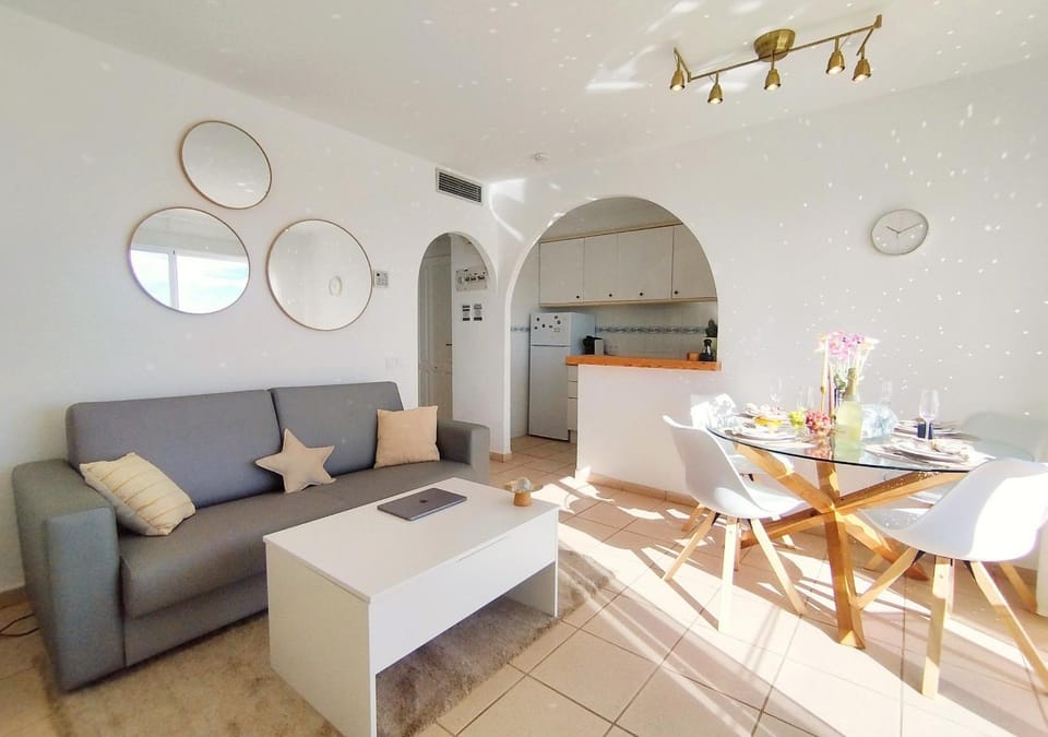Living room, Seating area, Dining area