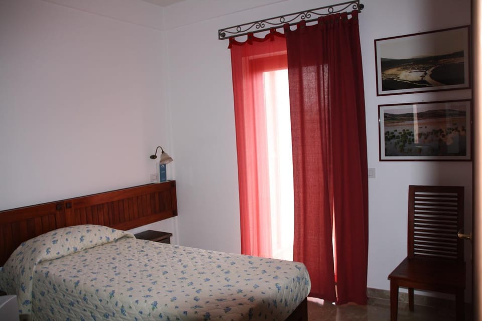 Day, Photo of the whole room