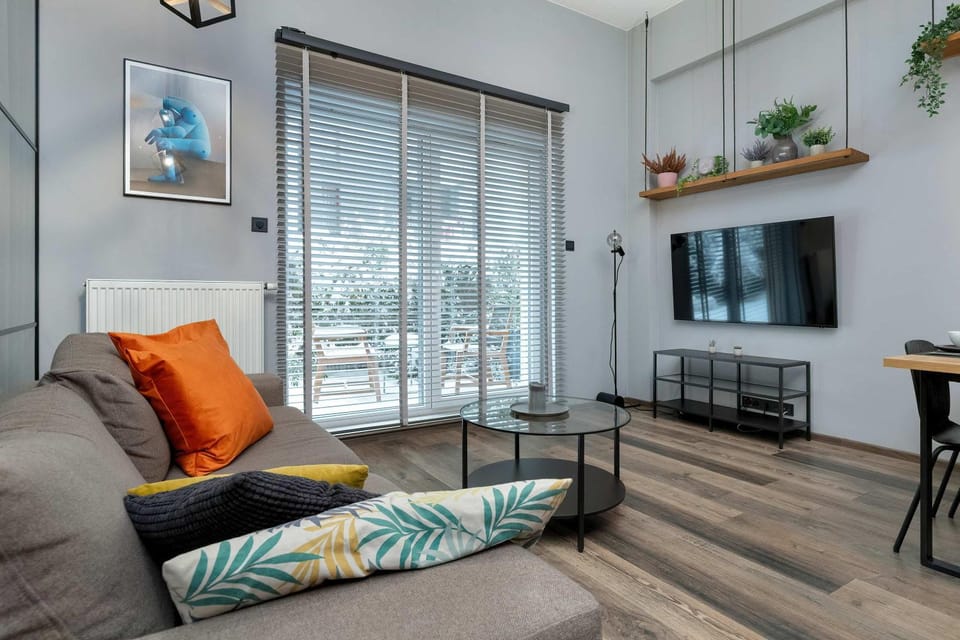 TV and multimedia, Balcony/Terrace, Living room, Seating area