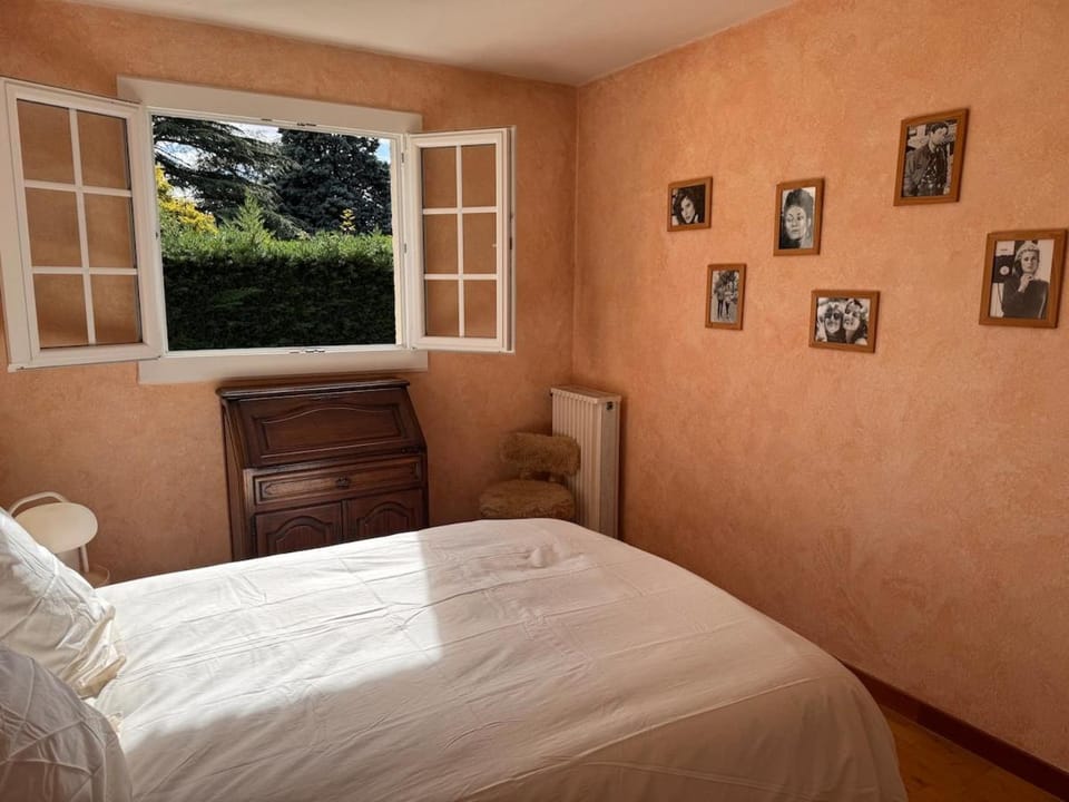 Villa 3 ch avec jardin dans un hameau paisible Villa in Bourgogne-Franche-Comté