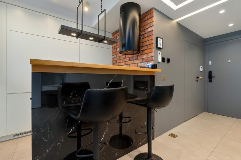 TV and multimedia, Kitchen or kitchenette