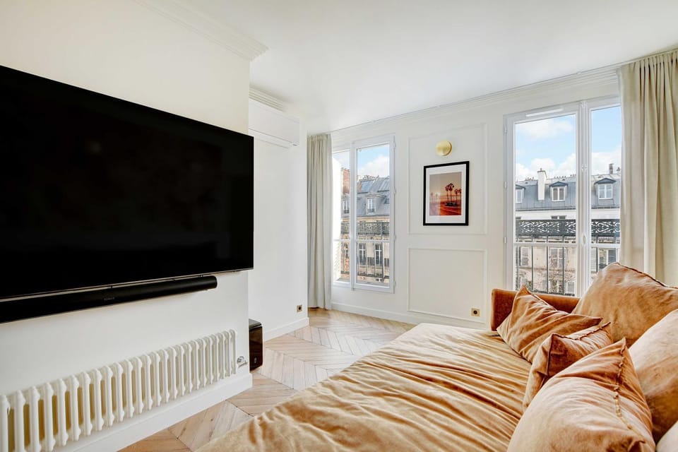 TV and multimedia, Bedroom