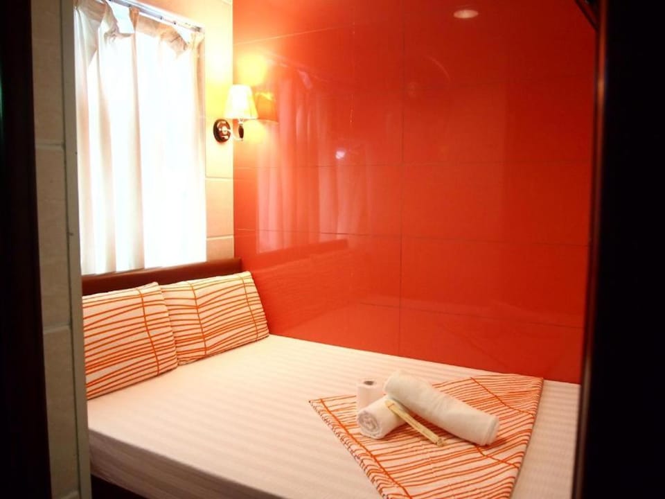 Ashoka Hostel 16F A-5, Block-A, Reception 24 hours Bed and Breakfast in Hong Kong