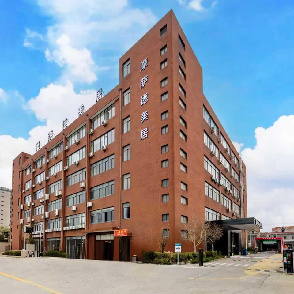 Property building, Off site, City view, Street view, Location