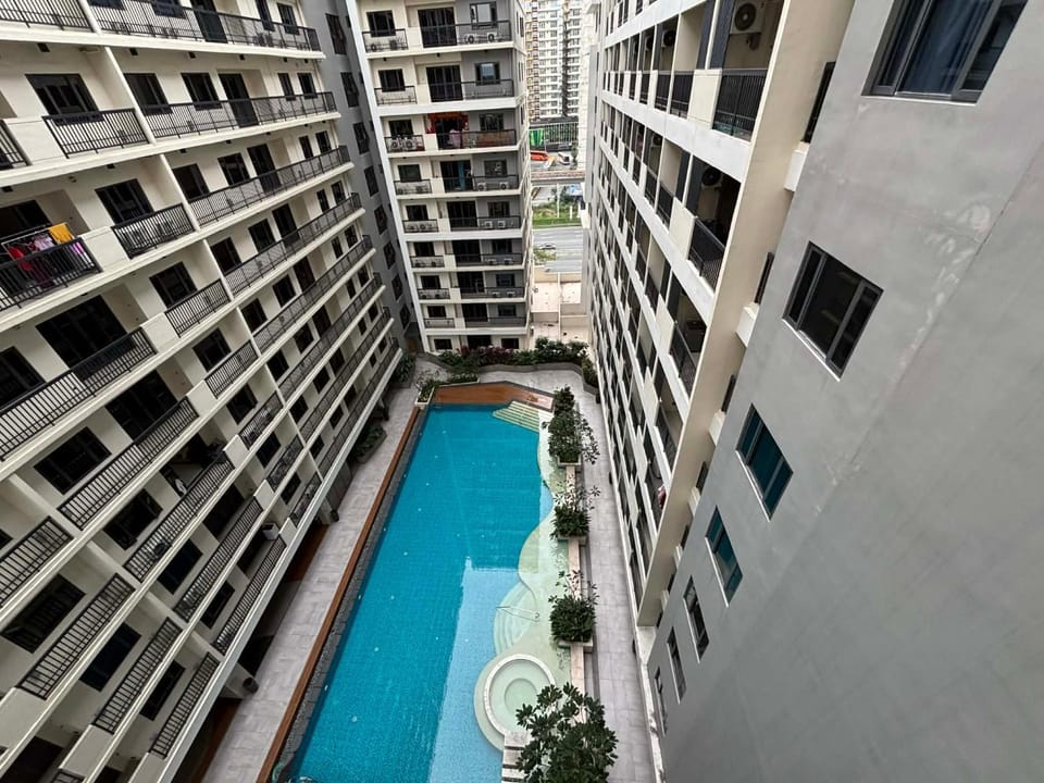 Pool view, Swimming pool