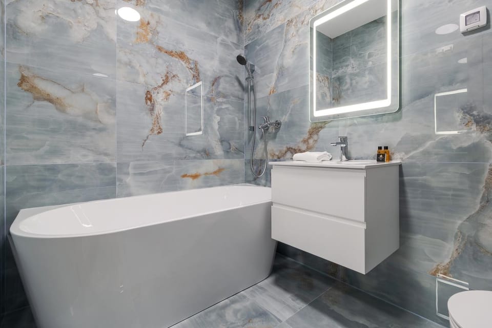 Toilet, Bathroom, Bath, towels