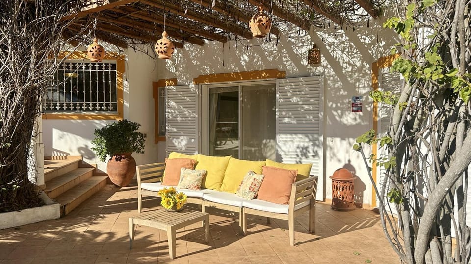 Off site, Garden view