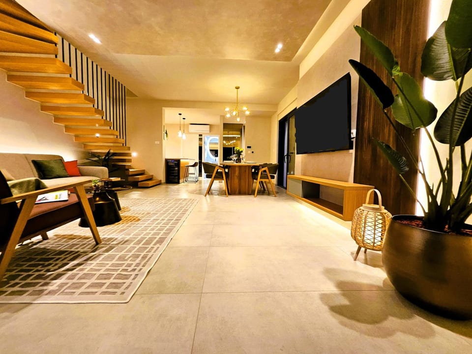 Living room, Seating area