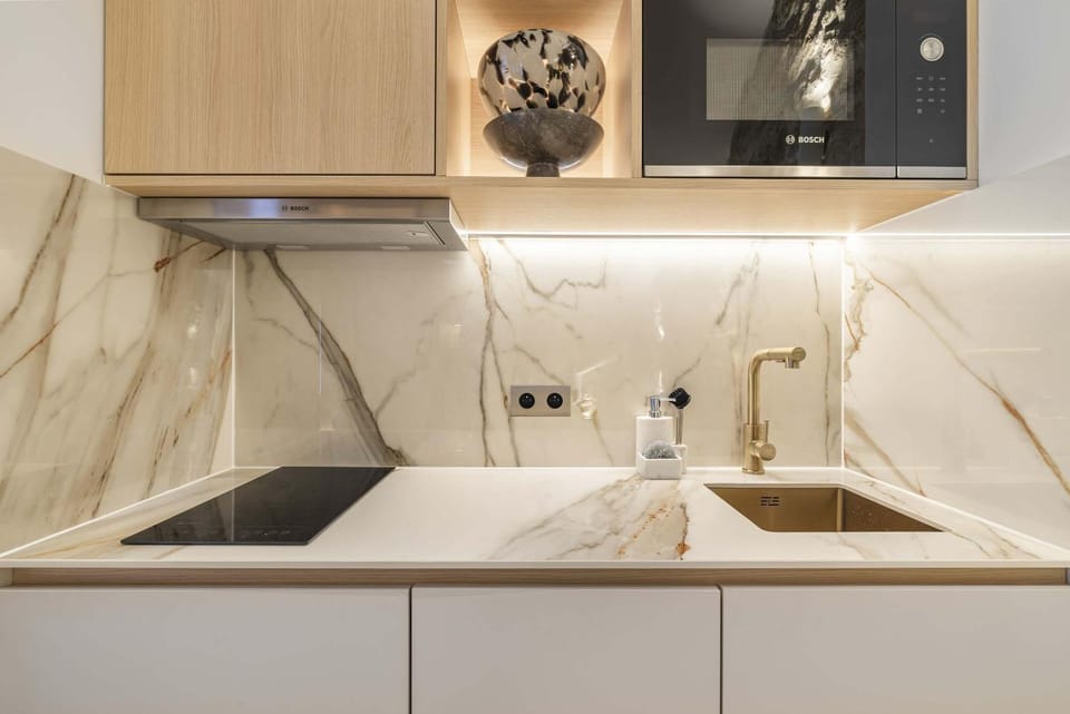 Kitchen or kitchenette, stove