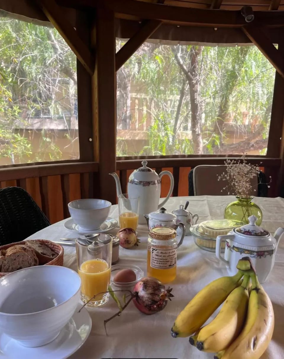 Chambre D'hôtes Les Toits Du Gaou Bed and Breakfast in Six-Fours-les-Plages