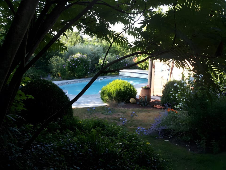 Property building, Swimming pool