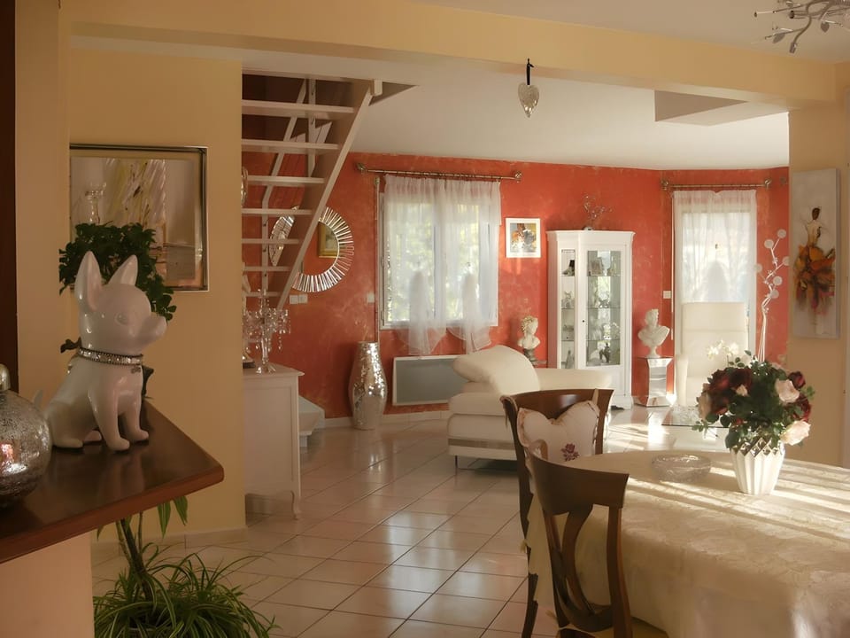 Property building, Living room