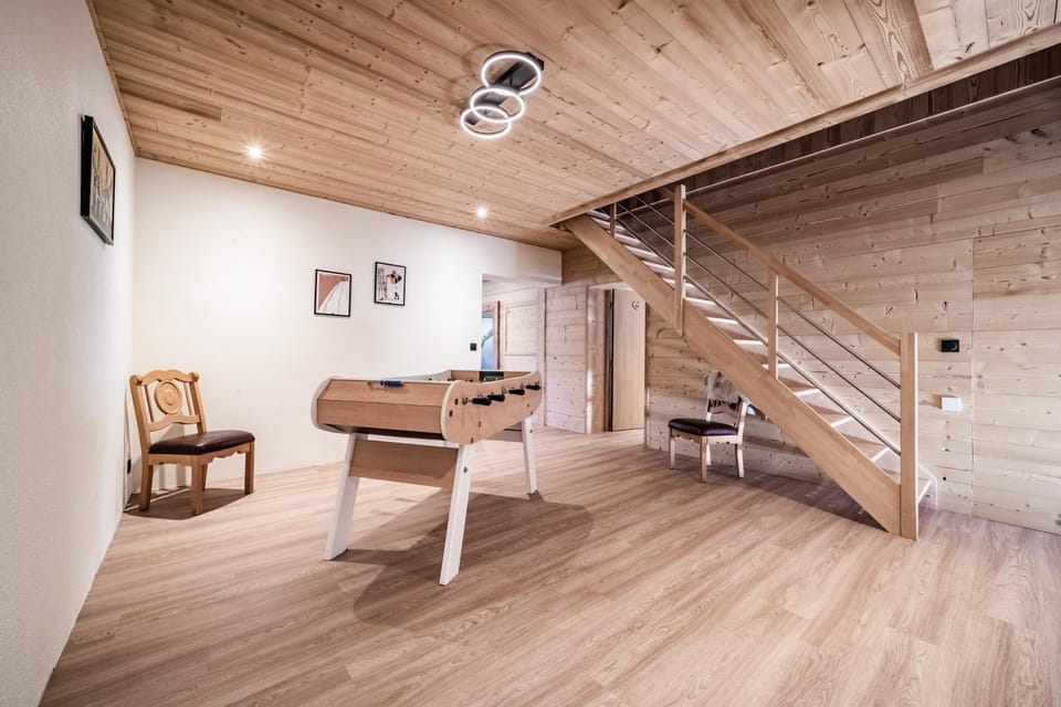 Property building, Living room