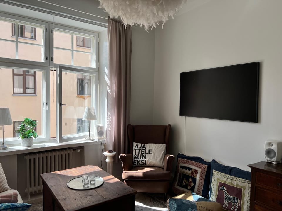 TV and multimedia, Living room