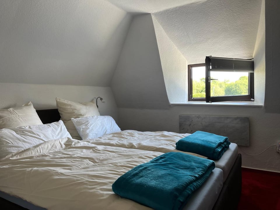 Property building, Living room, Bedroom