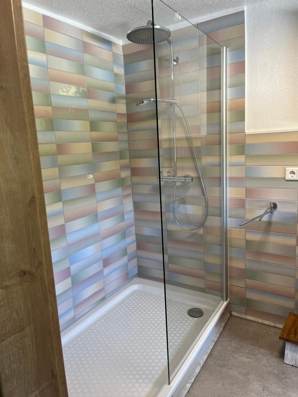Bathroom, Living room