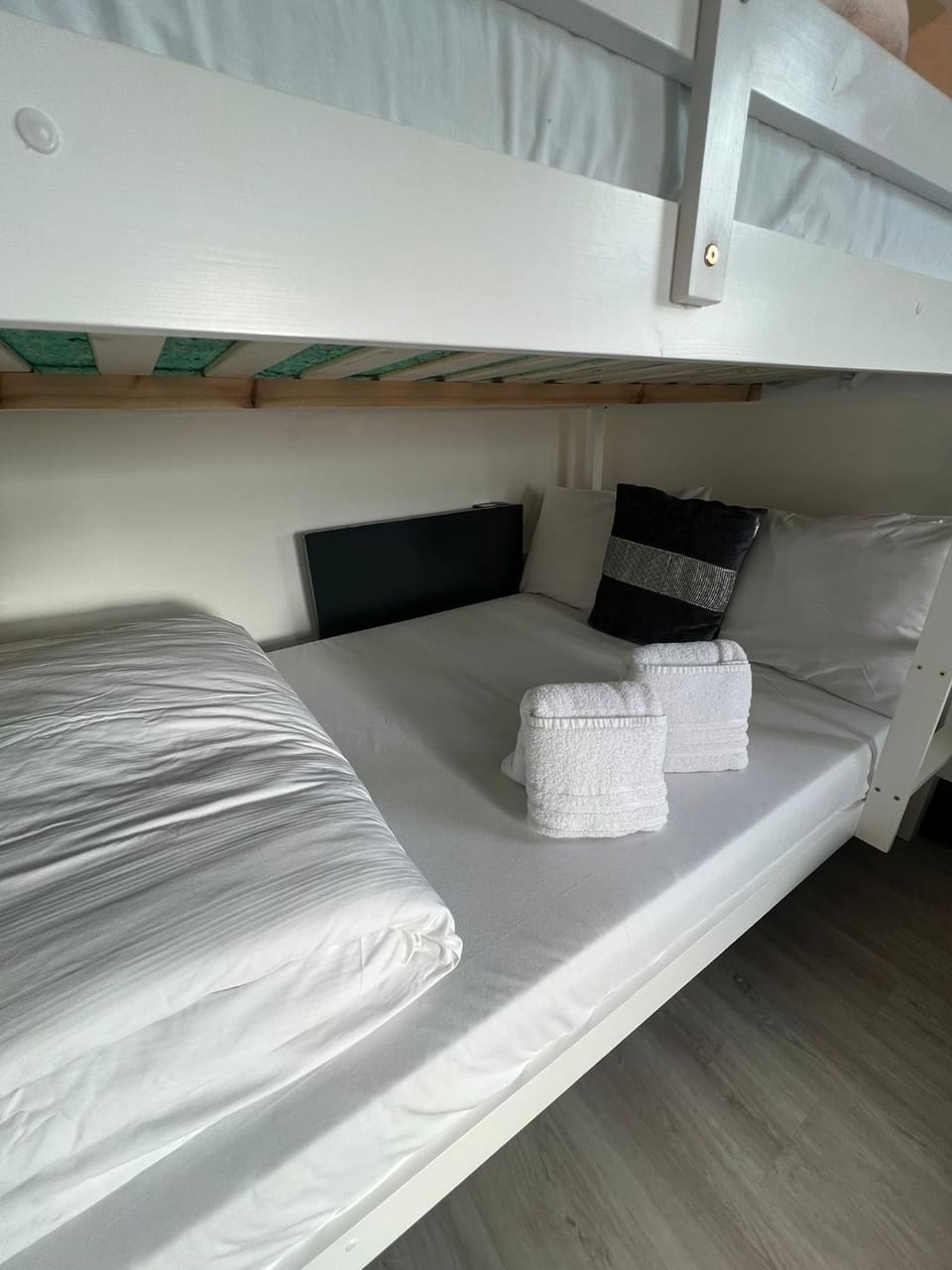 Golders Green studios Apartment in London Borough of Camden