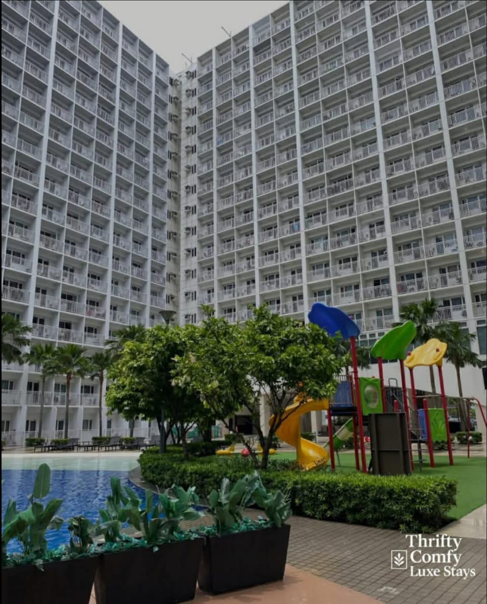 Thrifty Comfy Luxe Stays Vacation rental in Pasay