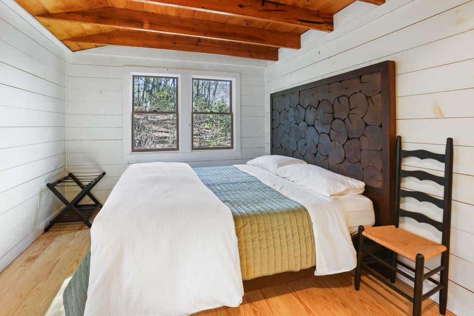 Sky Ranch by Sunshine Collective House in Cashiers